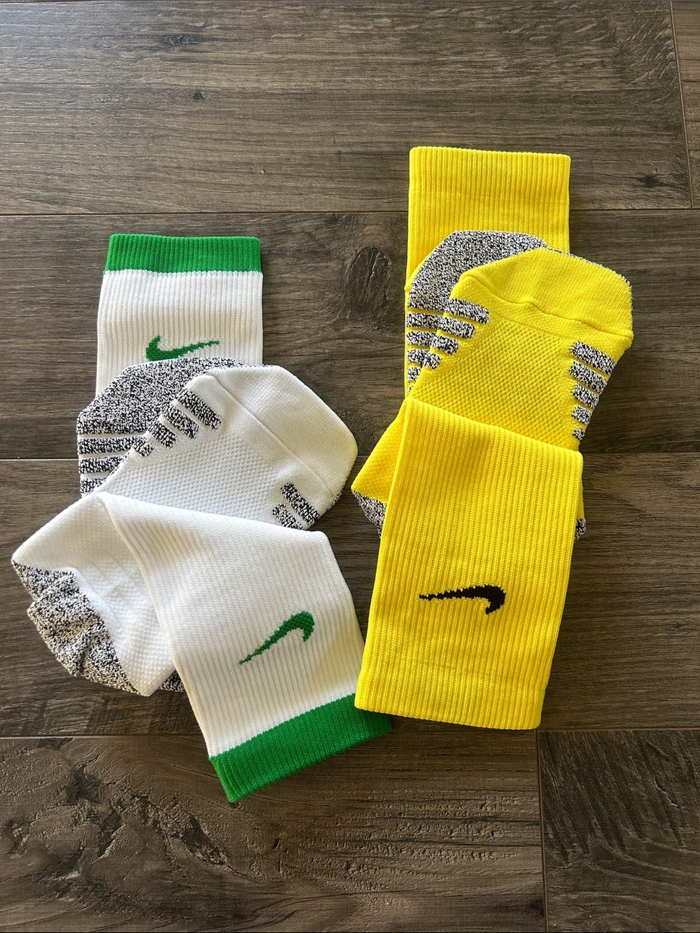 Nike Grip Crew Socks Men’s Large NEW